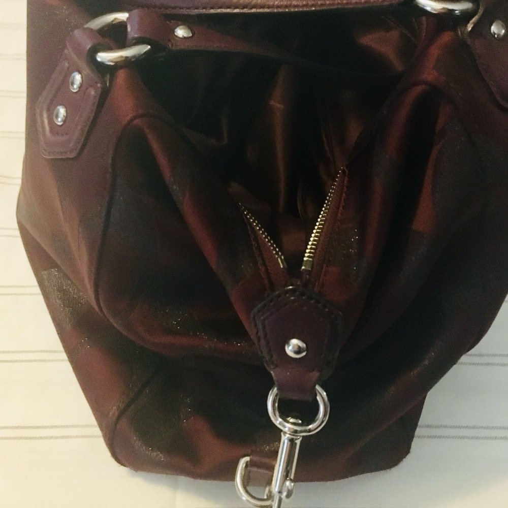 Coach Campbell Signature Metallic Belle Carryall Bag - Bordeaux - Picture 6 of 15
